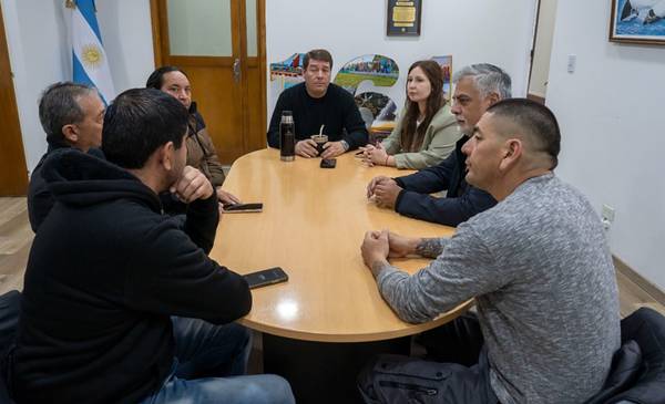 Municipio de Rawson y gremios acordaron iniciar el miércoles paritarias para el cierre del año - Últimas Noticias: El