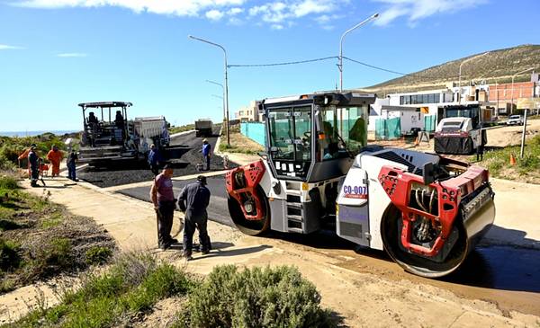 Provincia avanza con la pavimentación de 77 cuadras en Rada Tilly - Últimas Noticias: El Chubut