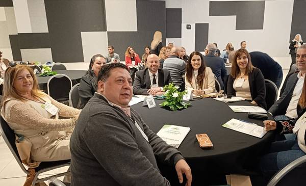 Trelew presente en el encuentro 9° Encuentro de Concejos Deliberantes de Argentina - Últimas Noticias: El Chubut