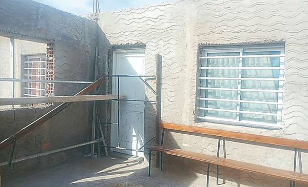 Entraron a robar al comedor y merendero El Mesón: Se llevaron toda la mercadería, las golosinas y hasta las garrafas para cocinar - Últimas Noticias: El Chubut