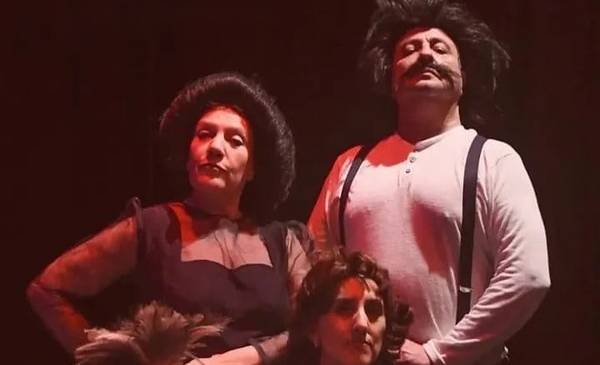 Una viuda, un cobrador y dos pistolas: llega «El Oso» al teatro El Rayo Verde de Trelew - Últimas Noticias: El Chubut