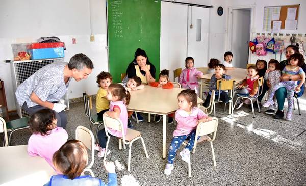 Municipio de Trelew promueve hábitos de salud bucal desde la primera infancia en los jardines maternales - Últimas Noticias: El Chubut