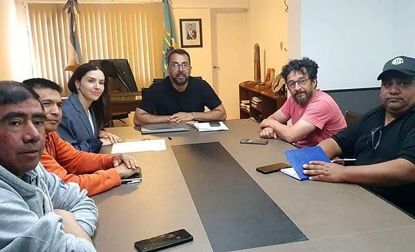 Taccetta encabezó nueva reunión paritaria con los sindicatos pero no hubo avances - Últimas Noticias: El Chubut