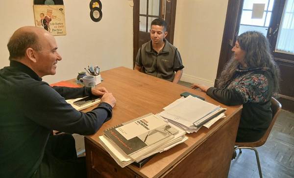 Puente: una aplicación de traducción instantánea desarrollada por un emprendedor local - Últimas Noticias: El Chubut