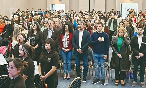 Torres y Merino inauguraron la Feria del libro y reivindicaron la educación como política de Estado - Últimas Noticias: El Chubut
