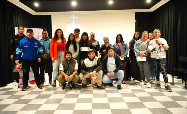 Camarones impulsa a emprendedores y fortalece a los equipos deportivos locales - Últimas Noticias: El Chubut