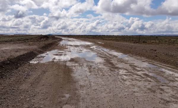 Cortaron tres rutas de Chubut por el barro y restringen la circulación en otros caminos - Últimas Noticias: El Chubut