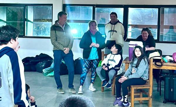 Menna visitó a estudiantes de Camarones que viajaron a Trelew, Gaiman y Puerto Pirámides - Últimas Noticias: El Chubut