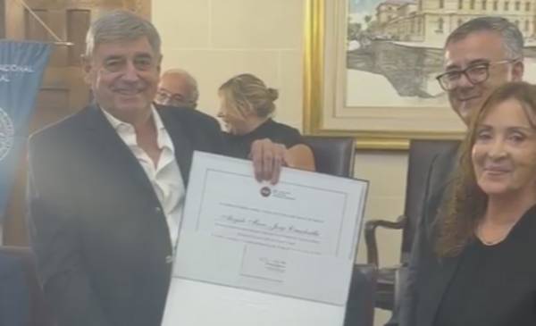 Mario Cimadevilla fue distinguido por la Universidad Nacional del Litoral en Santa Fe