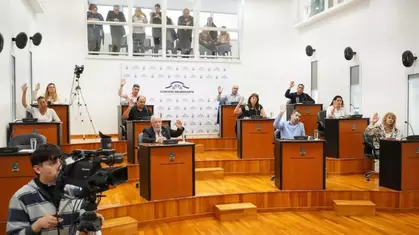 Provincia y Comodoro invierten más de 11 mil millones para ejecutar la obra de descarga del canal de la Av. Roca