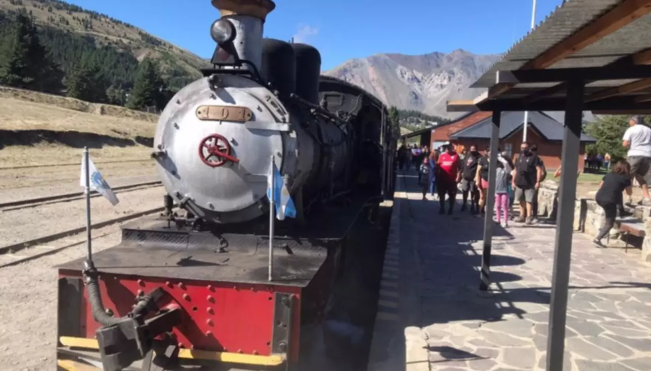 “La Trochita” anuncia su calendario de salidas para enero y febrero “La Trochita” anuncia su calendario de salidas para enero y febrero